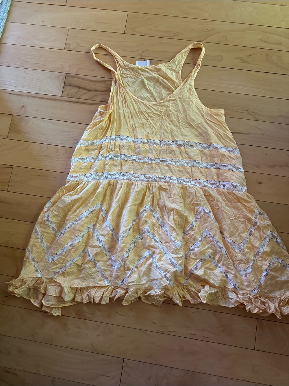 Apricot Lace-Trim Flowy Tank